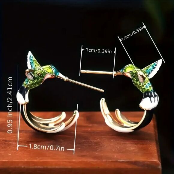 "Stevie" Humminbirds in Flight Lightweight Hoop Earrings - Nature Inspired Birds - Picture 4 of 4